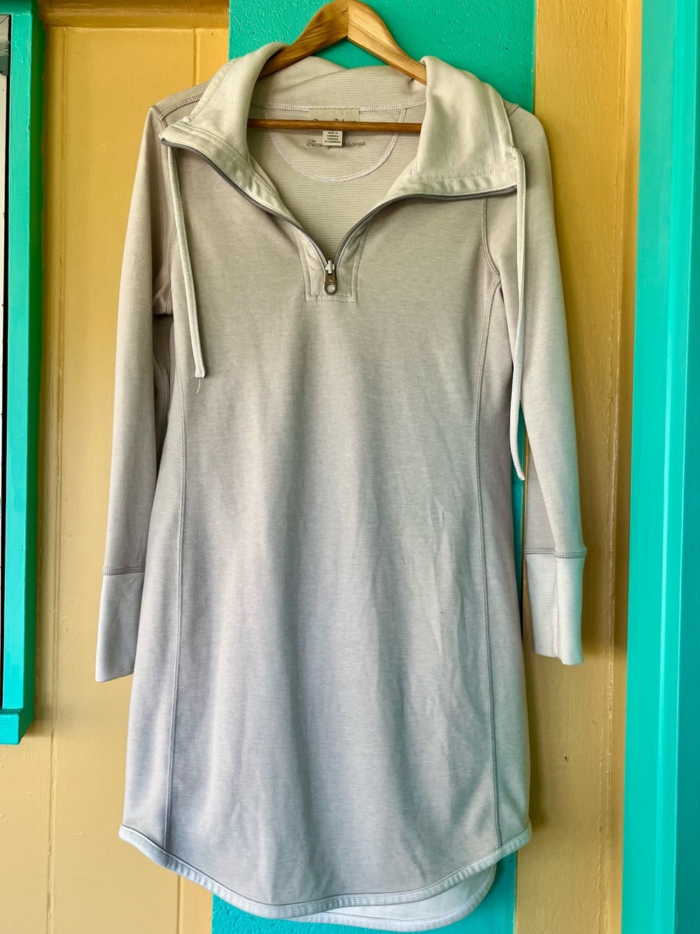 Tommy Bahama Women's Reversible Long Sleeve Quarter-Zip Sweatshirt Dress | S/P